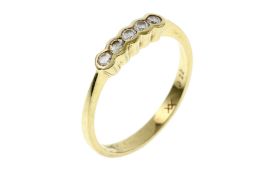 Ring 2.28g 585/- Gelbgold mit 5 Diamanten zus. ca. 0.22 ct.. Ringgroesse ca. 55