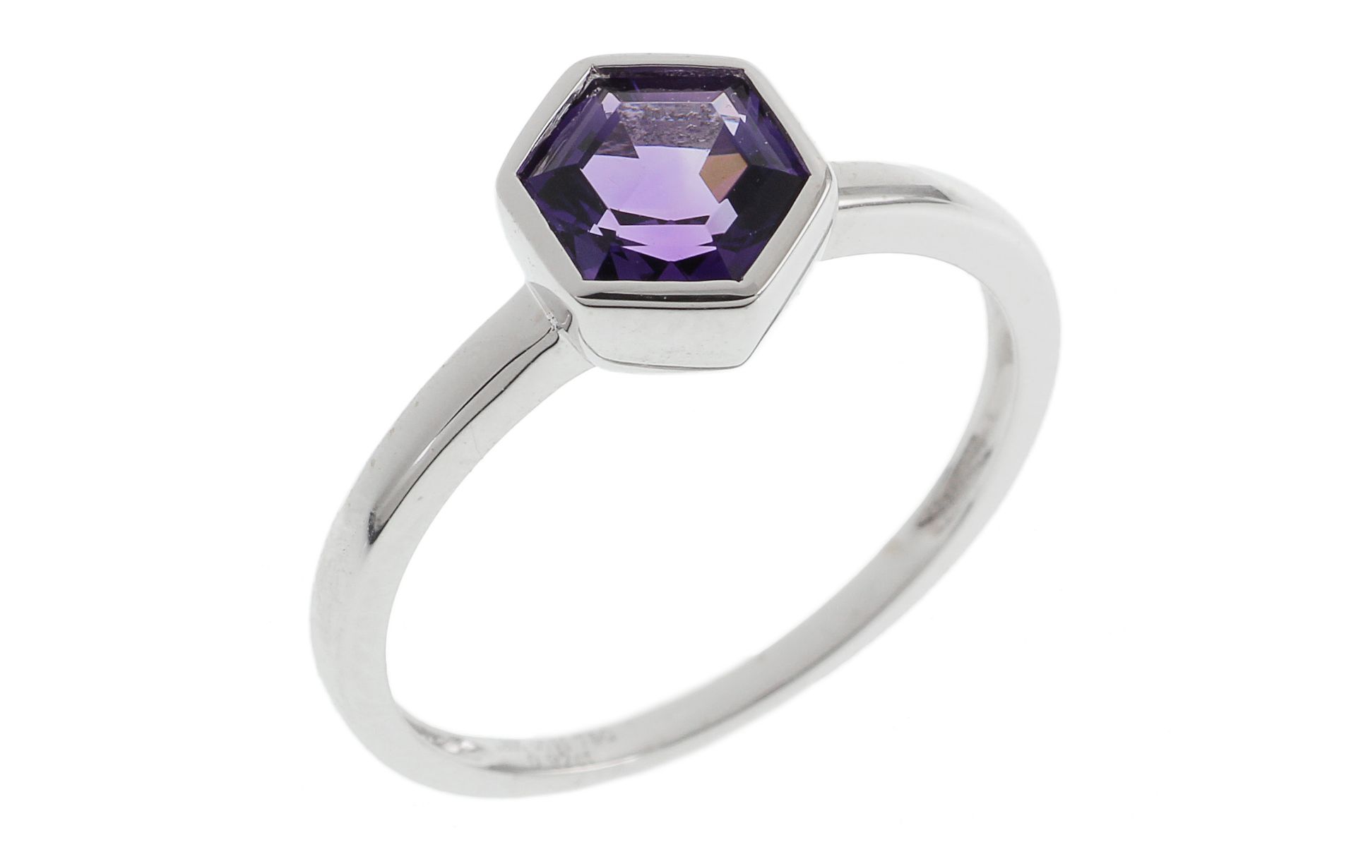 Ring mit Amethyst