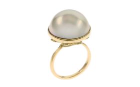 Ring mit Mabe-Perle