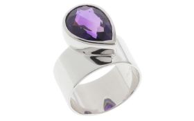 Ring mit Amethyst