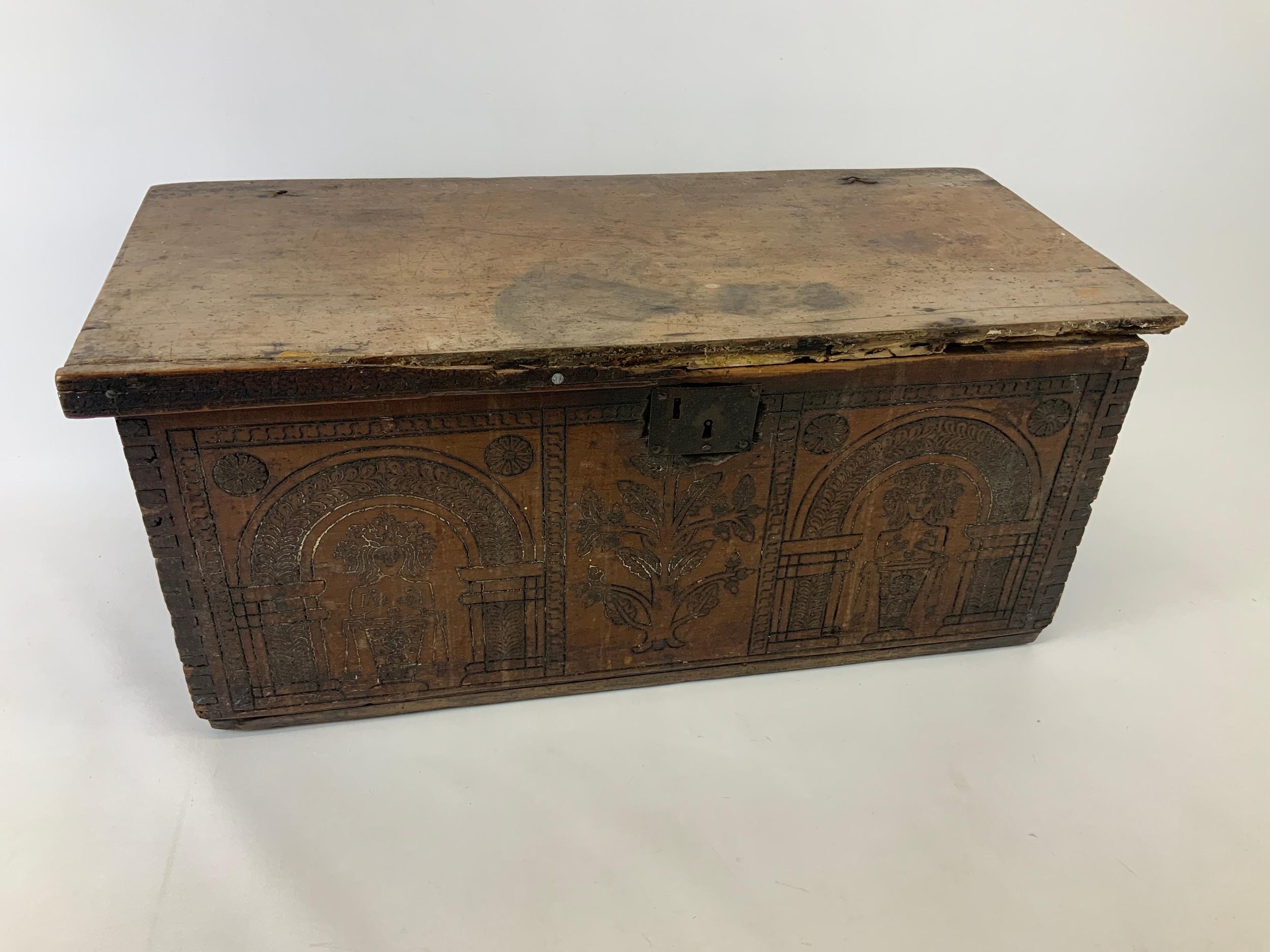 17th Century Portuguese Cedar Poker Work Cassone Chest - 82cm Wide