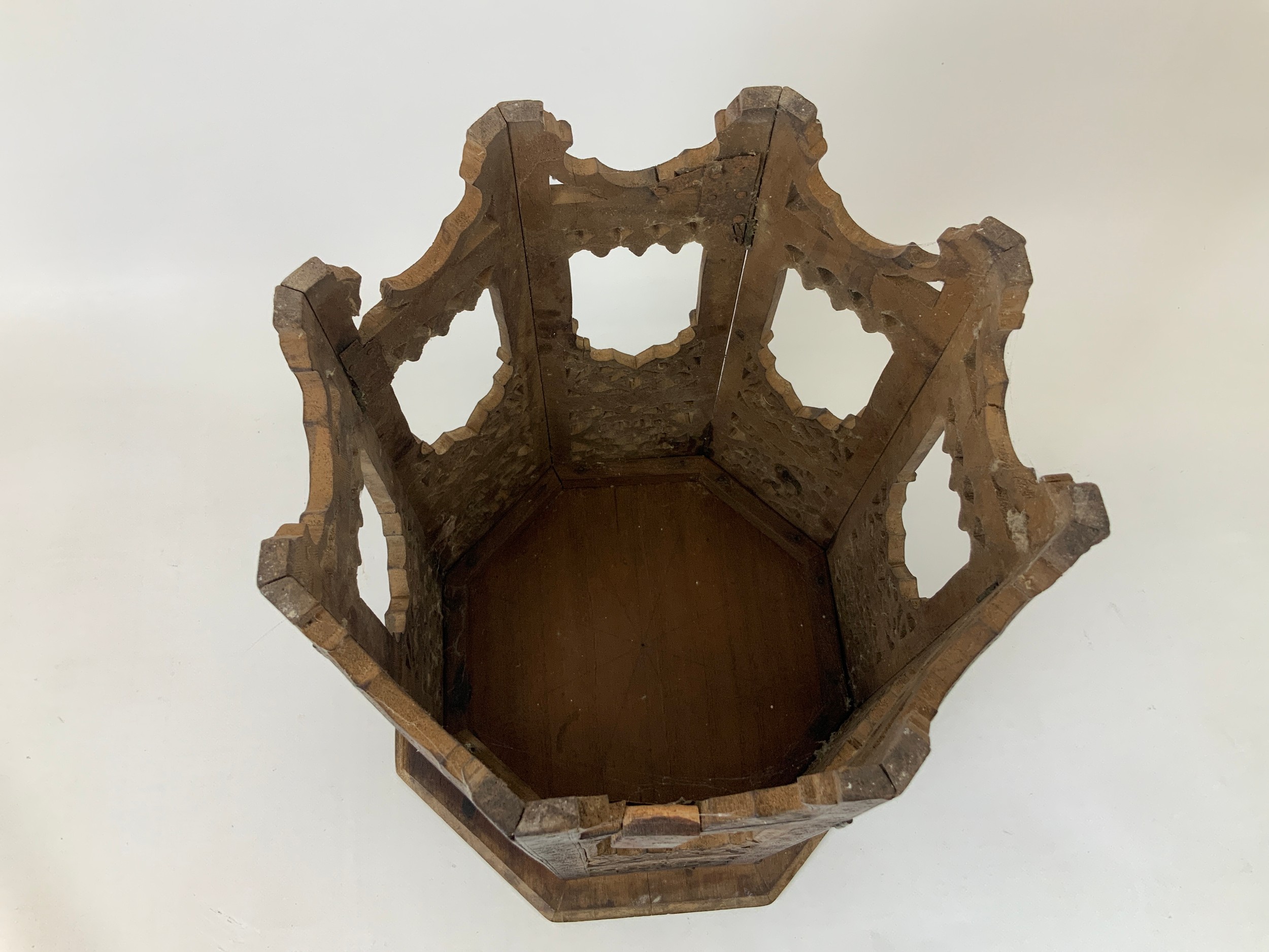 Small Carved Table - 34cm H - Image 3 of 3