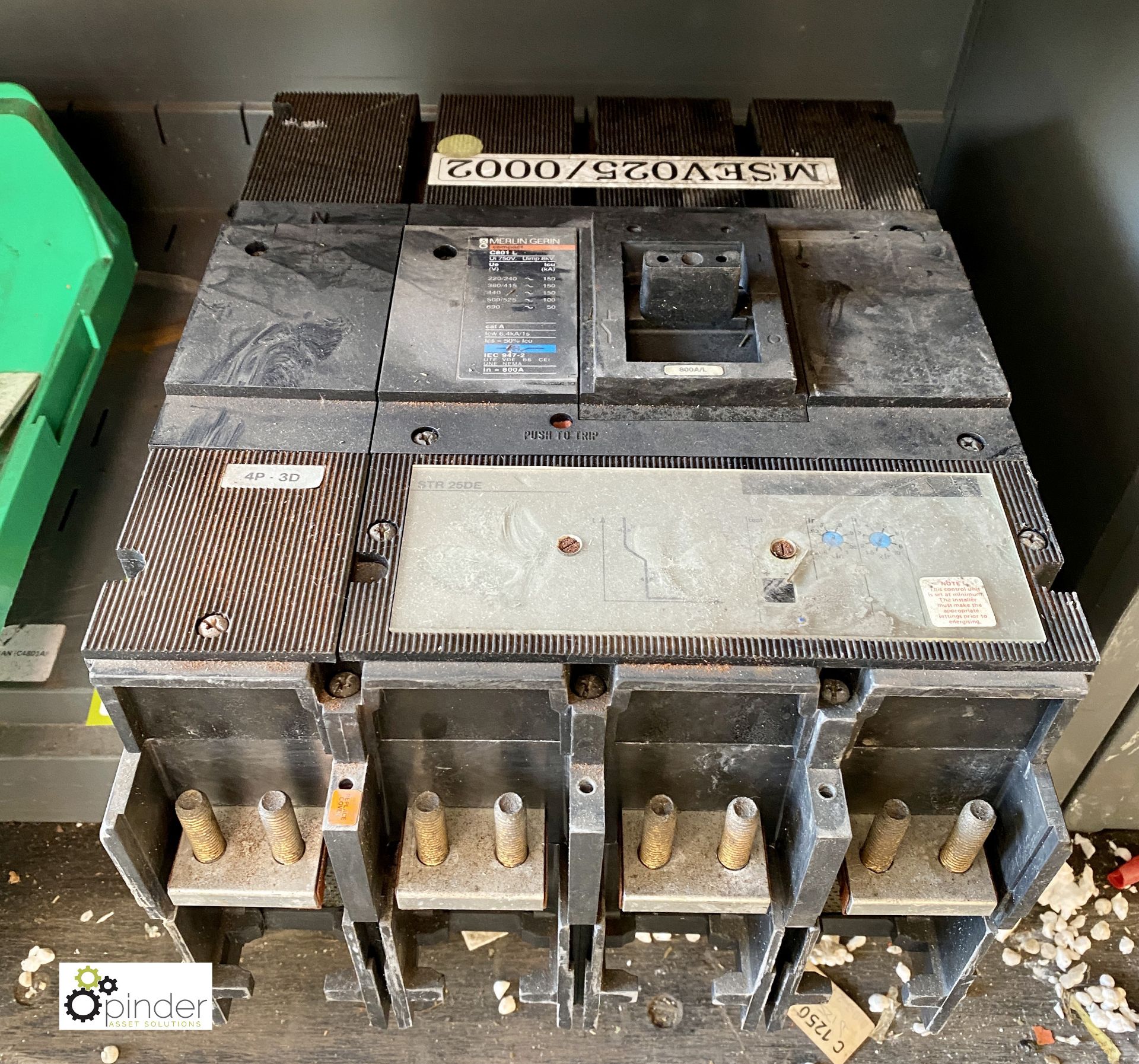 ABB EH800 Circuit Breaker and Merlin Gerin C801L Circuit Breaker (container 1) (please note there is - Image 4 of 5