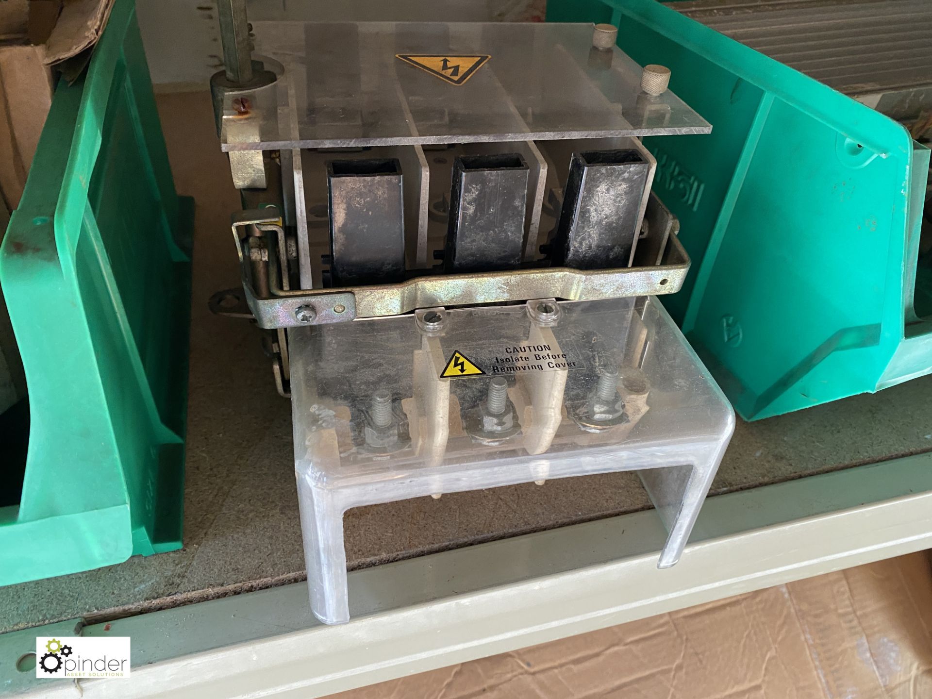 Quantity various Fuse Switches, Circuit Breakers and Isolation Boxes, to 4-shelf rack (container - Image 11 of 13