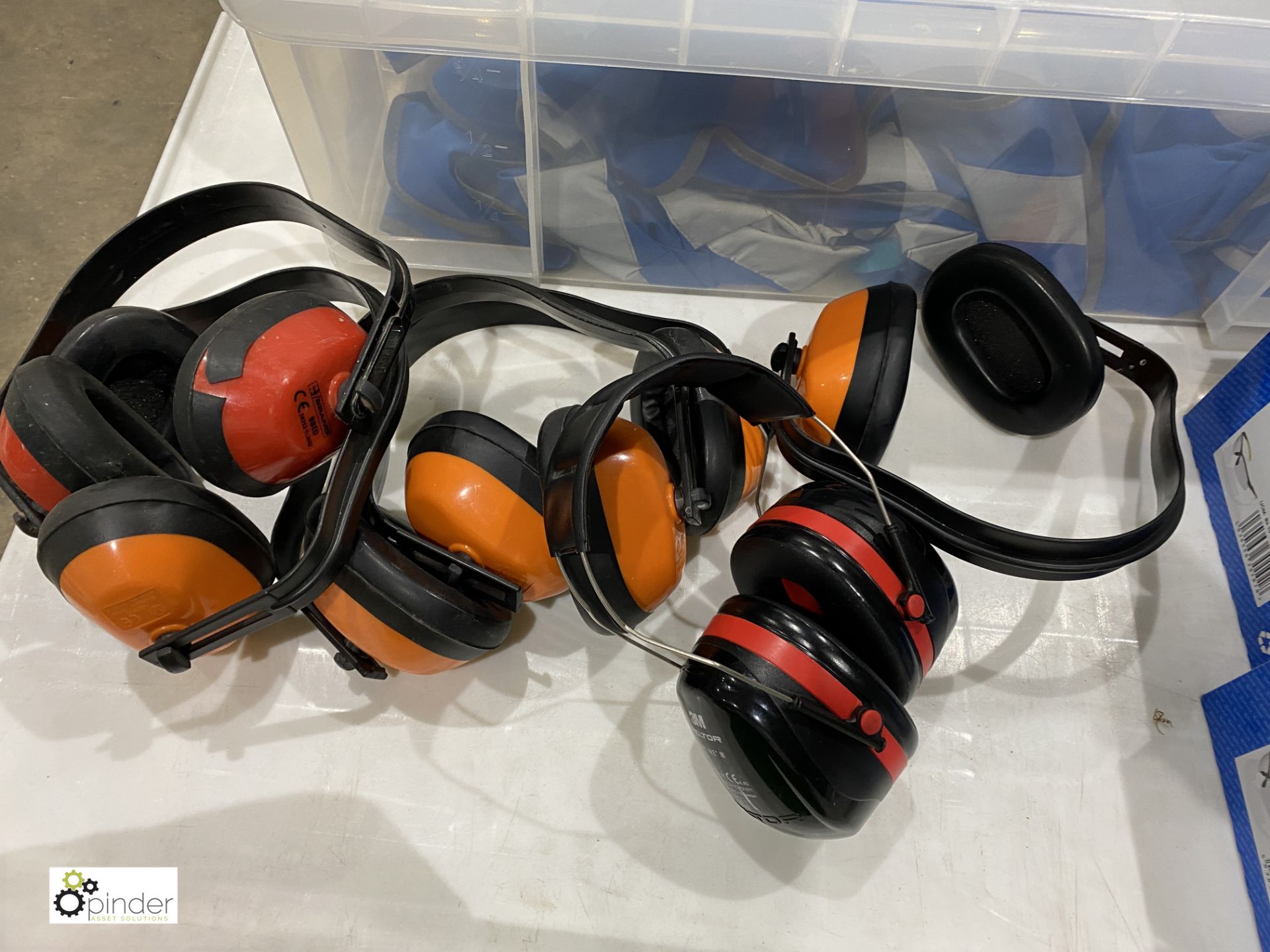 Quantity various PPE including 3 pairs Click microfibre safety shoes, ear defenders, safety - Image 4 of 7