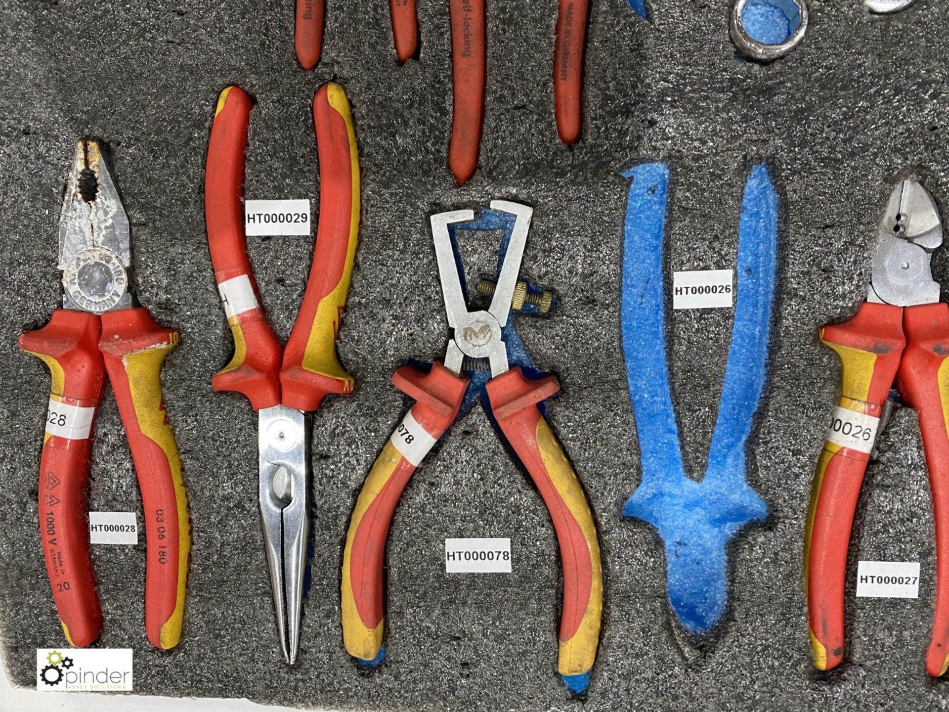 6 various Cable Snips, 2 Pipe Wrenches and 3 Spanners - Image 3 of 5