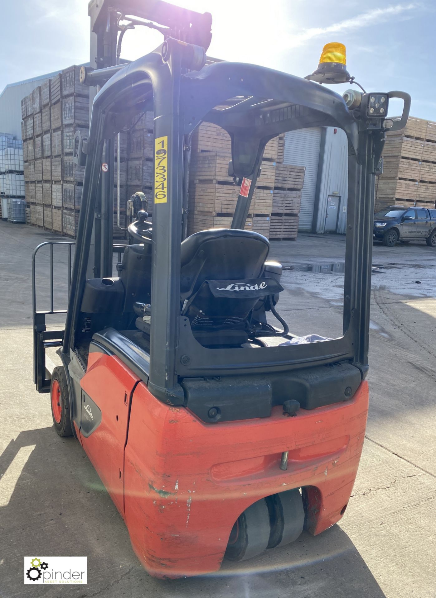 Linde E16 Evo 3-wheel electric Forklift Truck, 1600kg capacity, duplex clear view mast, closed - Image 4 of 16