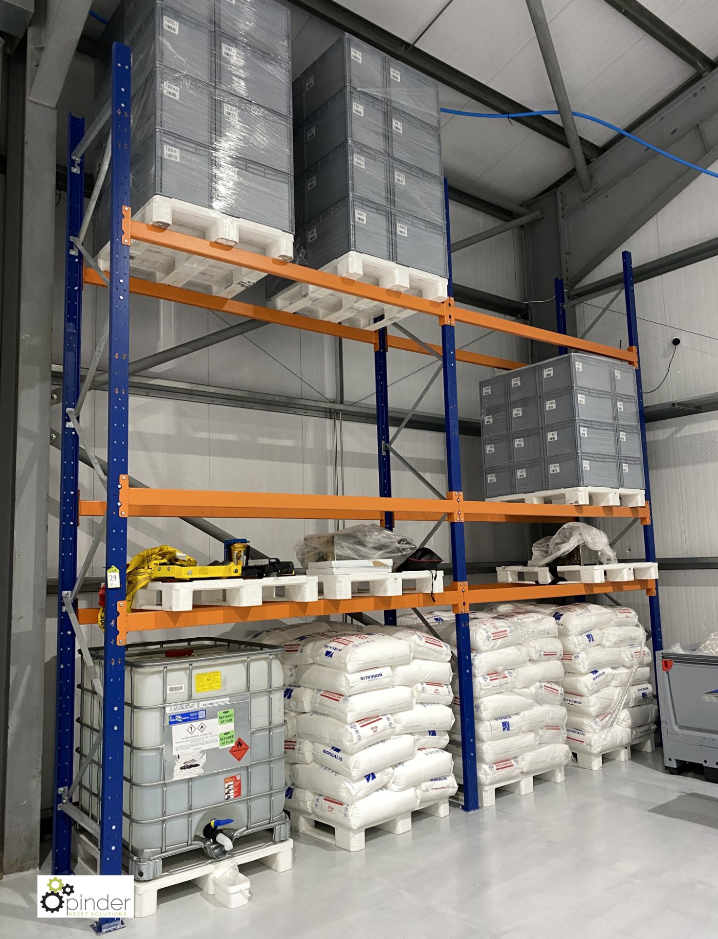 2 bays Pallet Racking comprising 3 uprights 4850mm x 900mm, 12 beams 2600mm