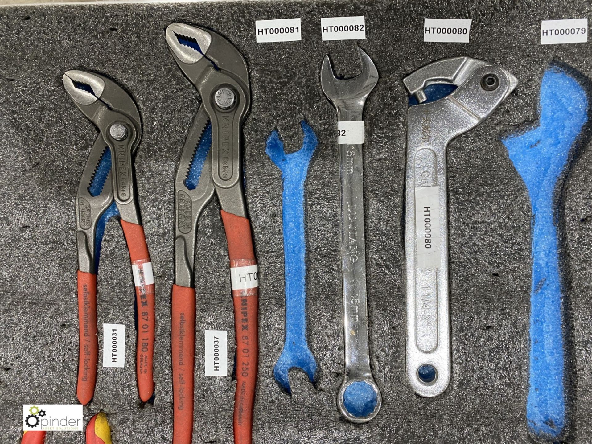 6 various Cable Snips, 2 Pipe Wrenches and 3 Spanners - Image 4 of 5