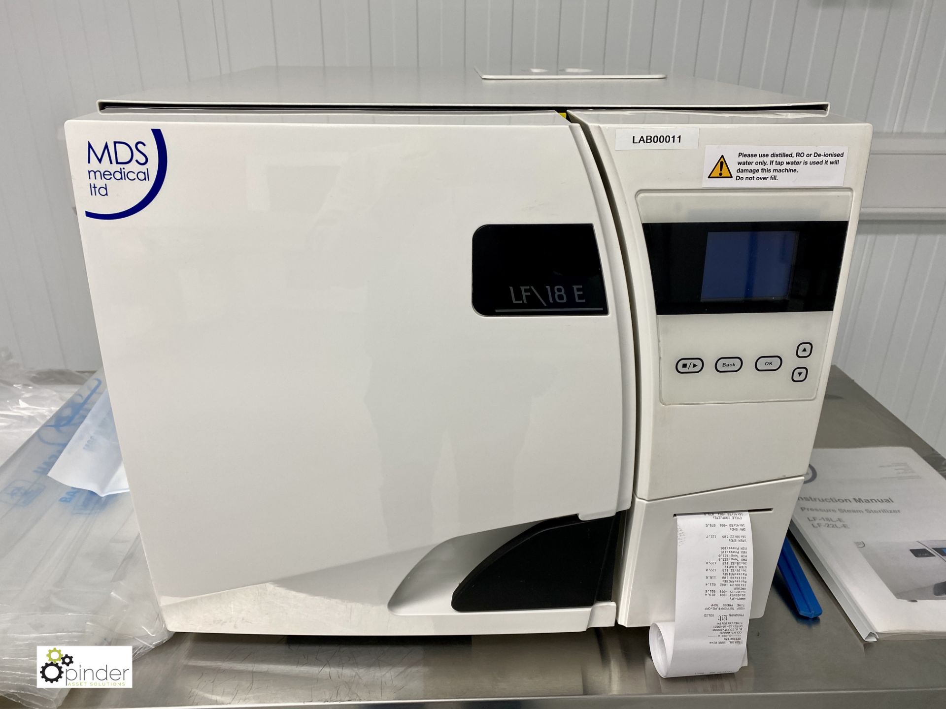 MDS Medical Ltd LF/18E Pressure Steam Sterilizer