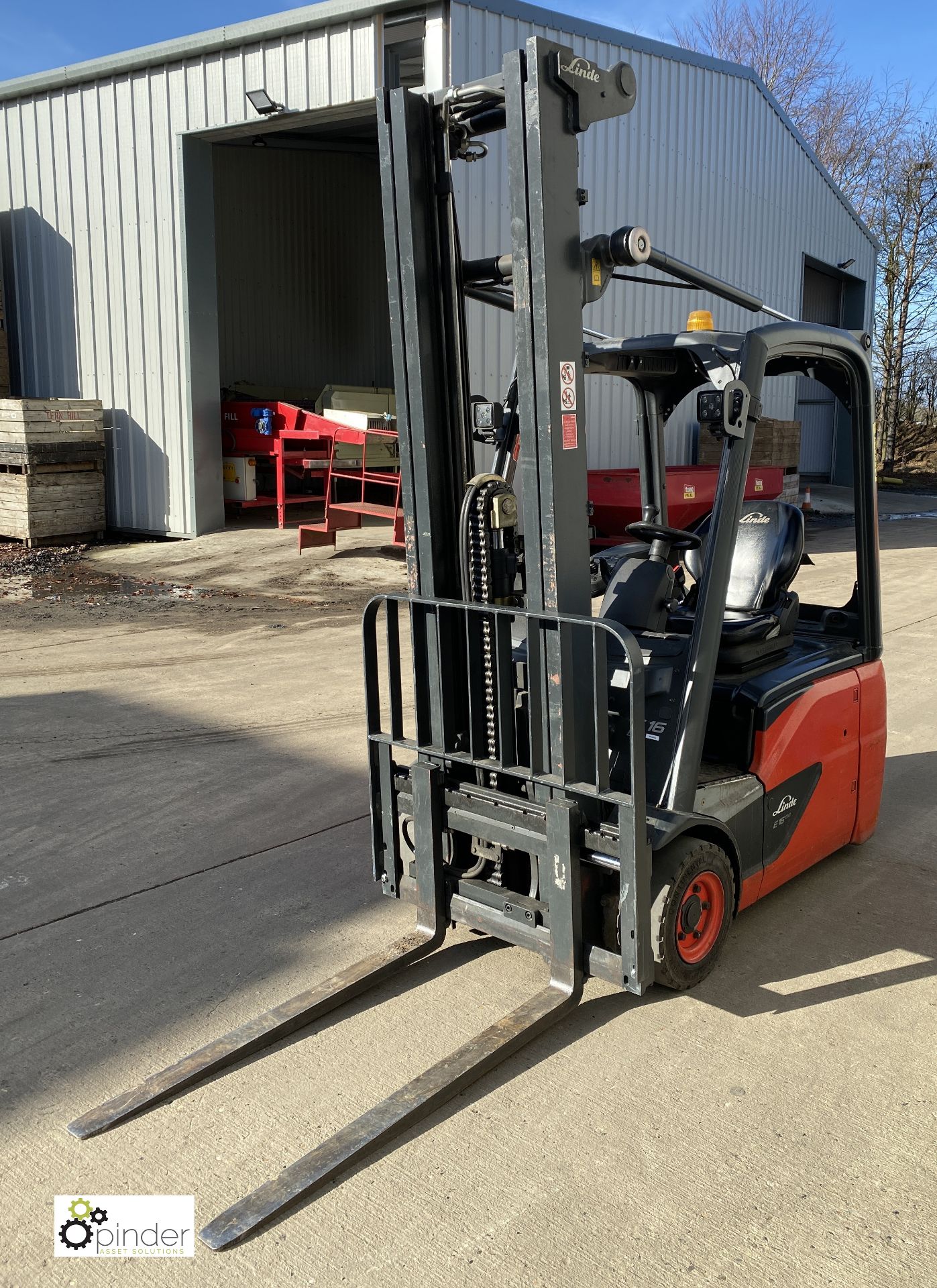 Linde E16 Evo 3-wheel electric Forklift Truck, 1600kg capacity, duplex clear view mast, closed - Image 2 of 16