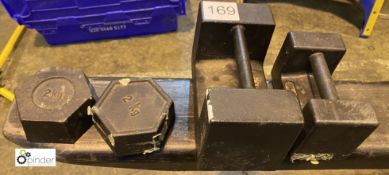 4 various cast iron Weights (location: Wakefield / collection: Monday 7 March)