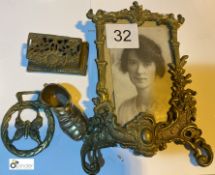 4 pieces various brass and steel comprising Photo Frame, Boot, Snuff Box, etc (location: Wakefield /