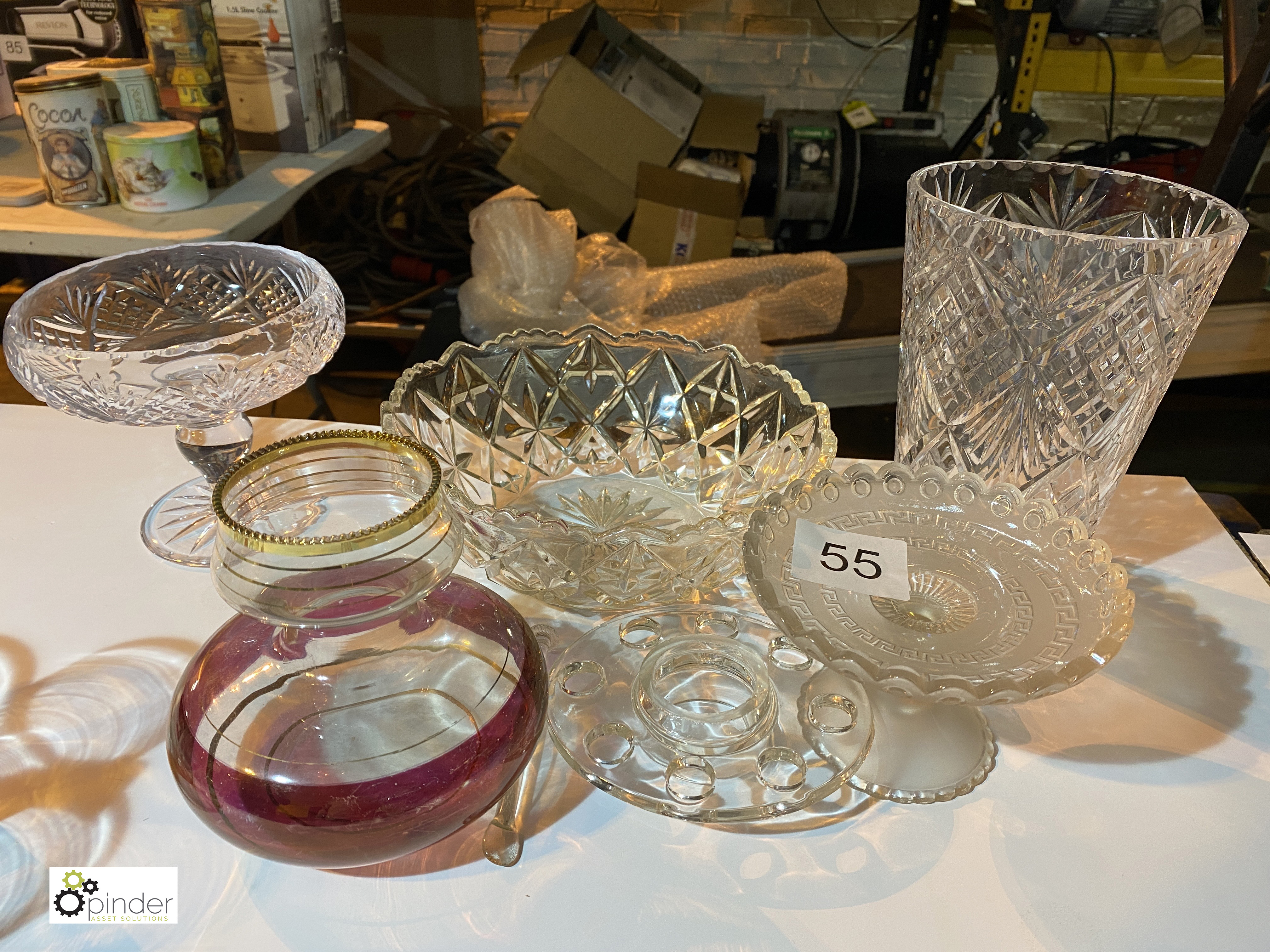 Quantity Cut and Glassware including vase, bowls, etc (location: Wakefield / collection: Monday 7 - Image 2 of 4