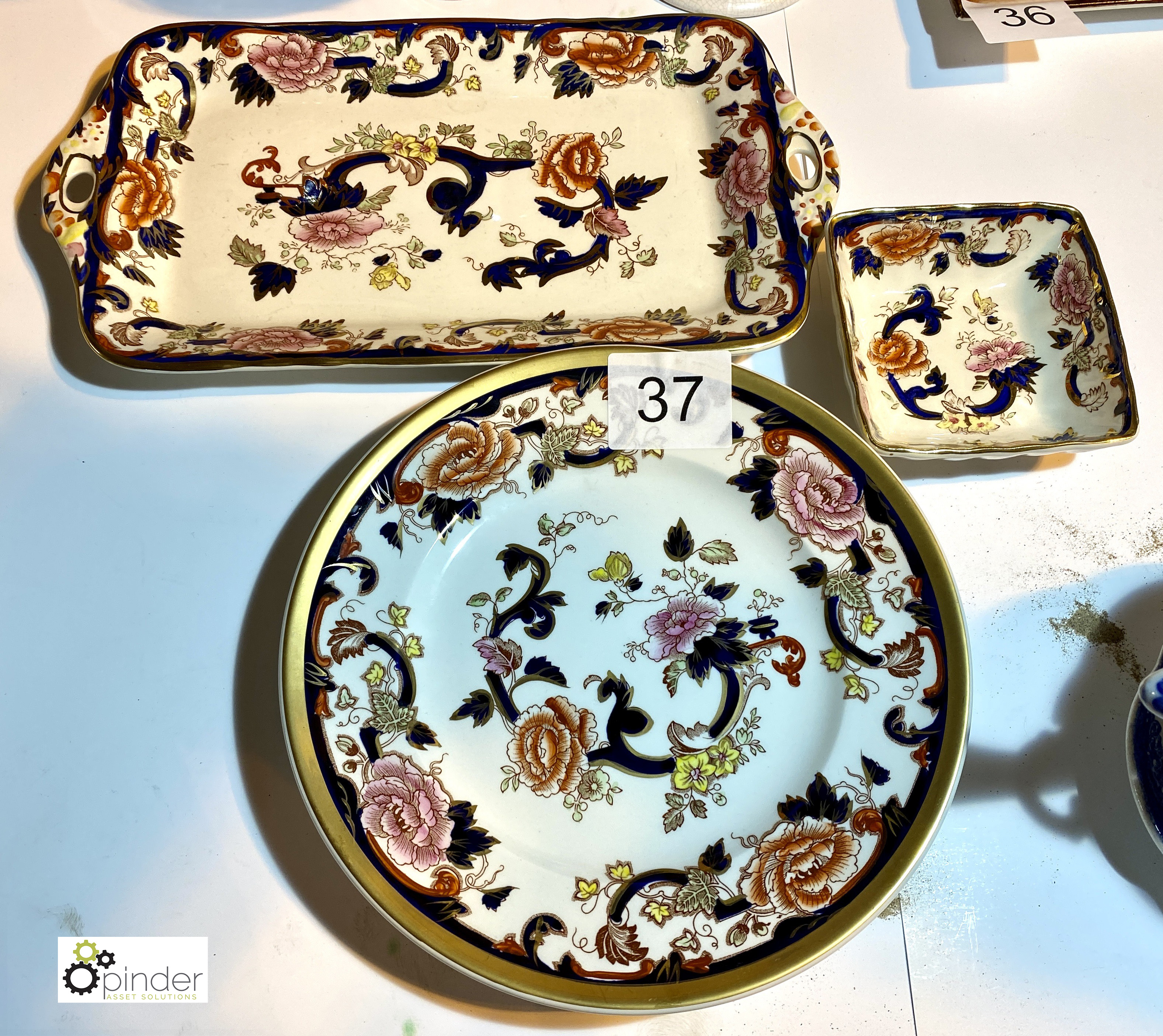 2 Plates, Tray and Dish, Mason’s Mandalay (location: Wakefield / collection: Monday 7 March)