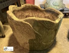Reconstituted stone Urn (location: Wakefield / collection: Monday 7 March)