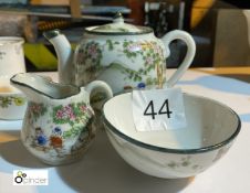 Oriental style Teapot, Jug and Sugar Bowl (location: Wakefield / collection: Monday 7 March)