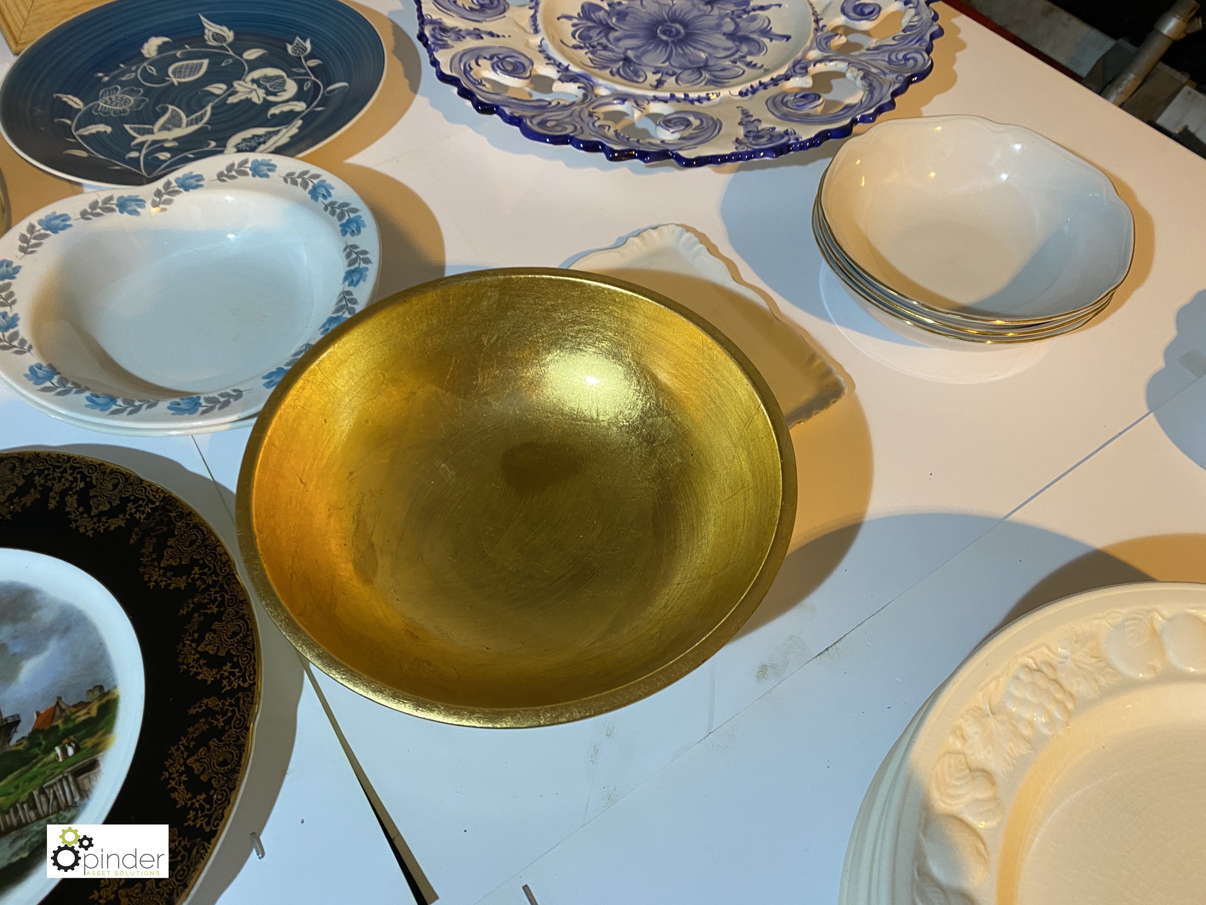 20 various Plates and Bowls (location: Wakefield / collection: Monday 7 March) - Image 9 of 9