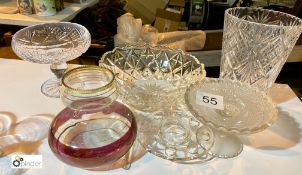 Quantity Cut and Glassware including vase, bowls, etc (location: Wakefield / collection: Monday 7