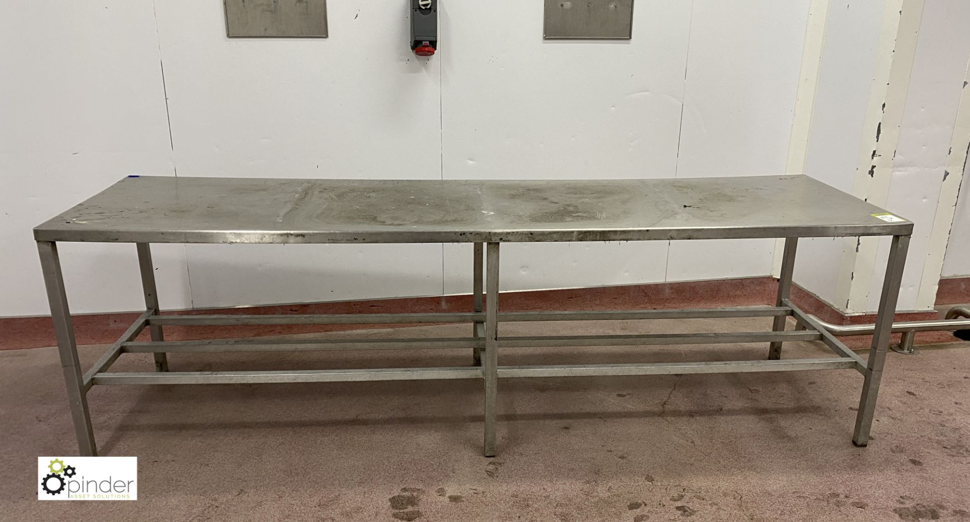 Stainless steel Preparation Table, 2740mm x 770mm x 840mm (please note there is a lift out fee of £5