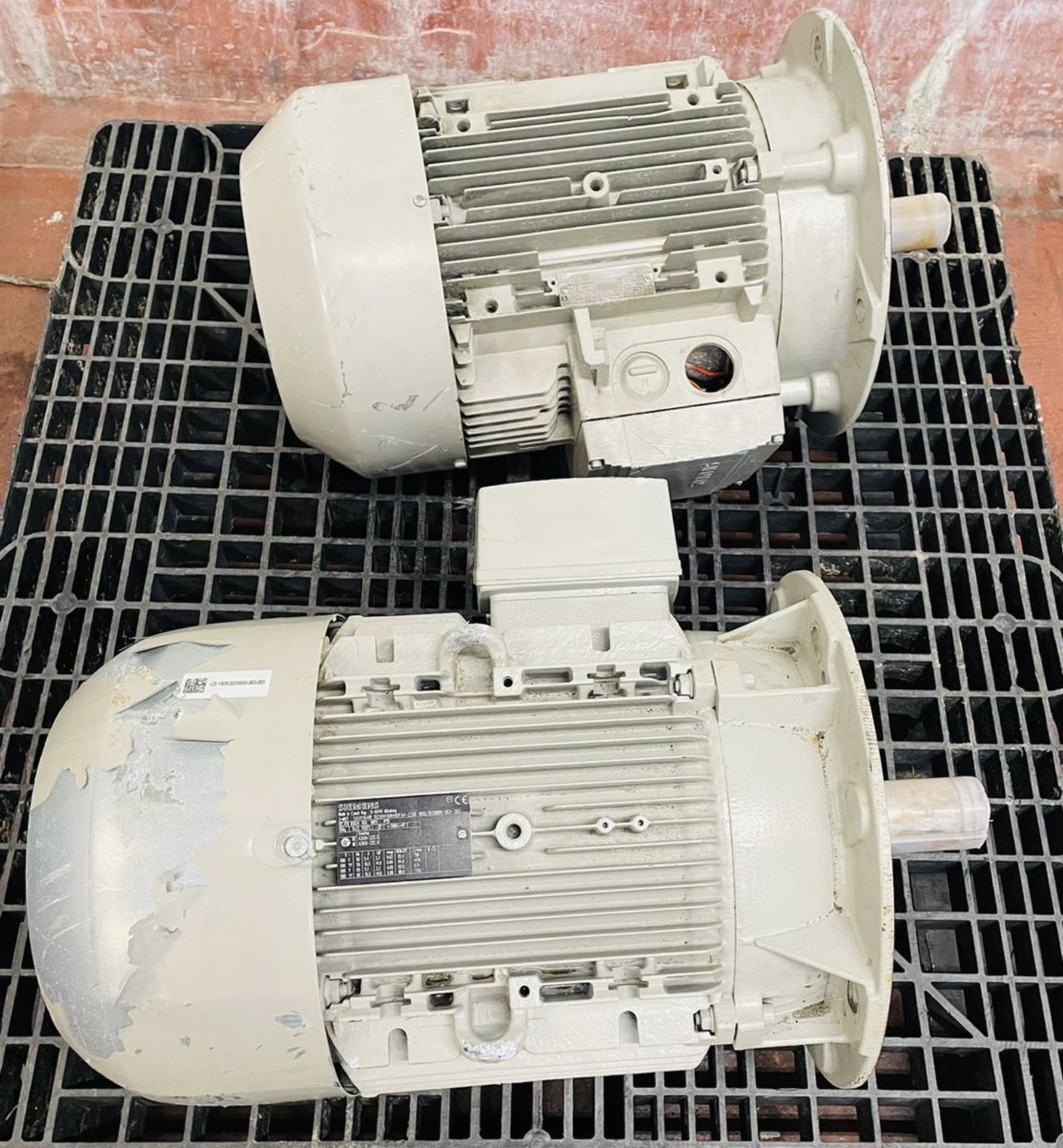 2 Siemens Electric Motors, 3.3kw (please note ther