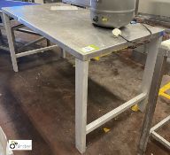 Stainless steel Preparation Table, 1530mm x 770mm x 810mm (please note there is a lift out fee of £5
