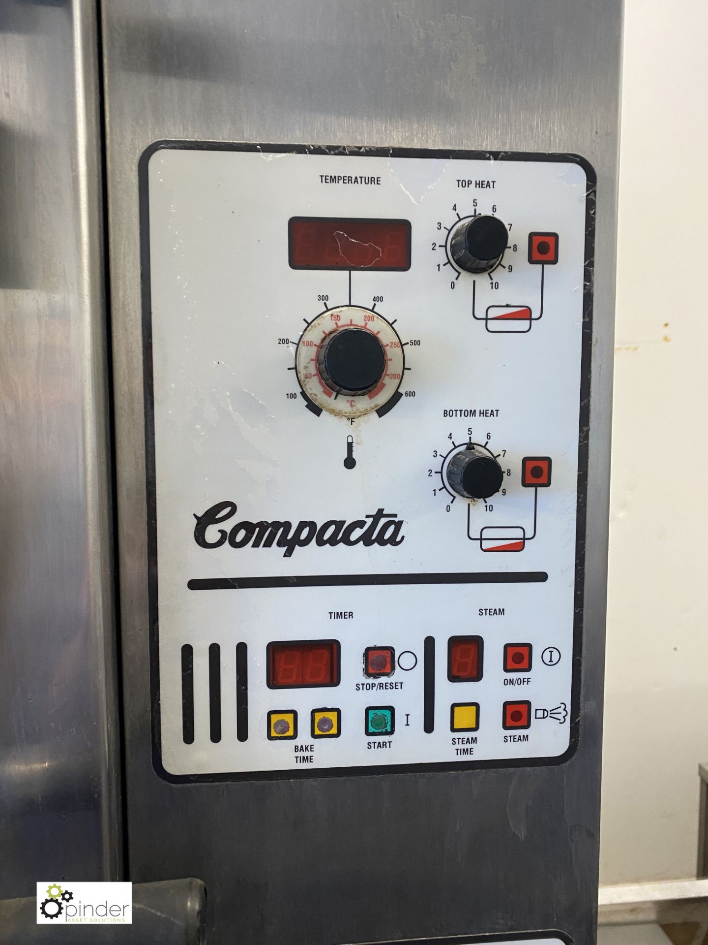 Tom Chandley Compacta 5-deck Oven, 400volts, 1880mm wide x 1460mm deep x 2200mm high (please note - Image 4 of 5