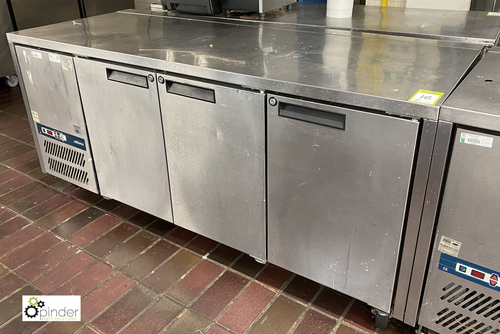 Williams stainless steel mobile triple door Chilled Counter, 240volts, 1900mm x 650mm x 860mm, - Image 2 of 5