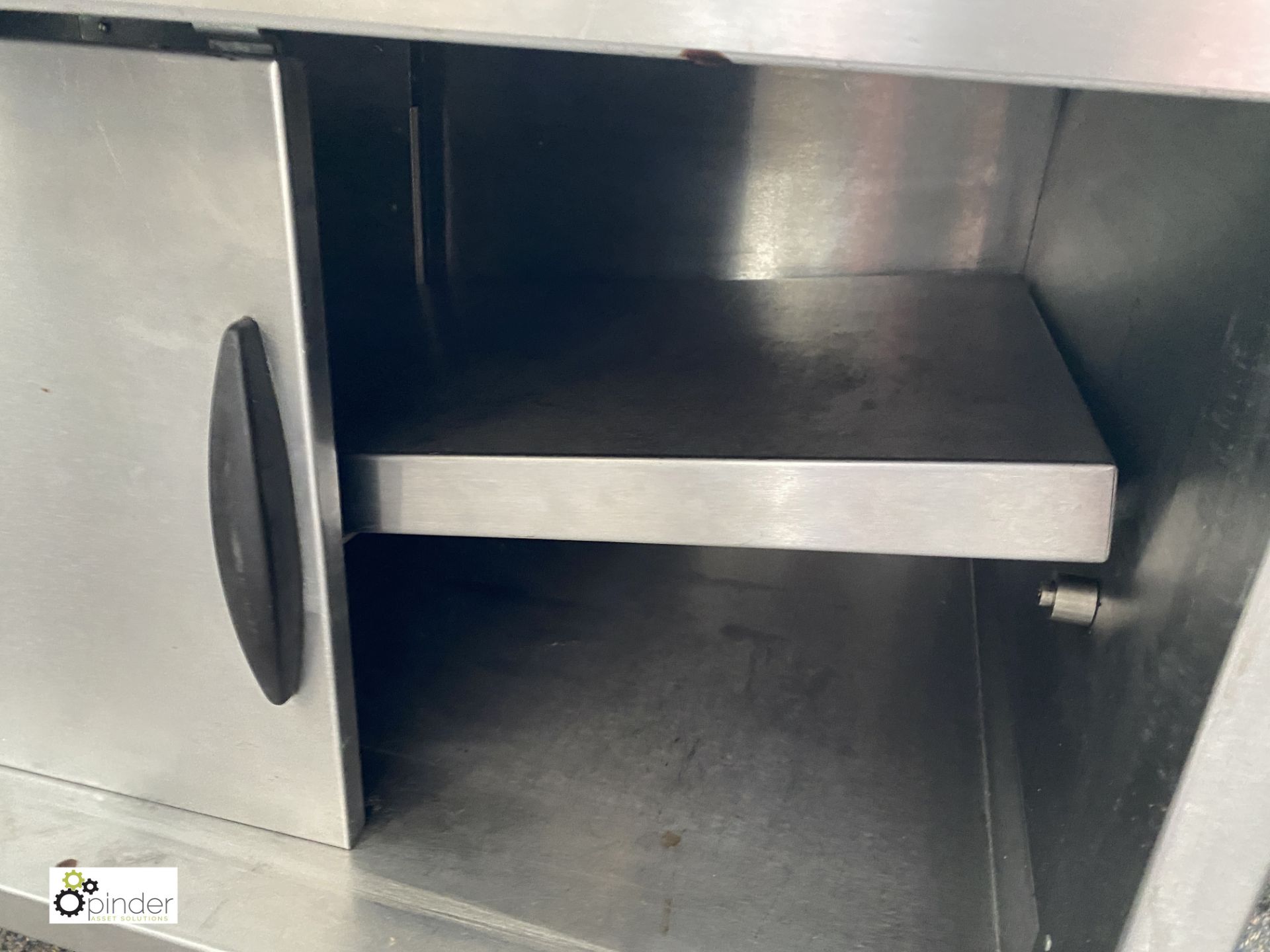 Stainless steel mobile Heated Cabinet, 240volts, 1500mm x 690mm x 570mm - Image 4 of 4