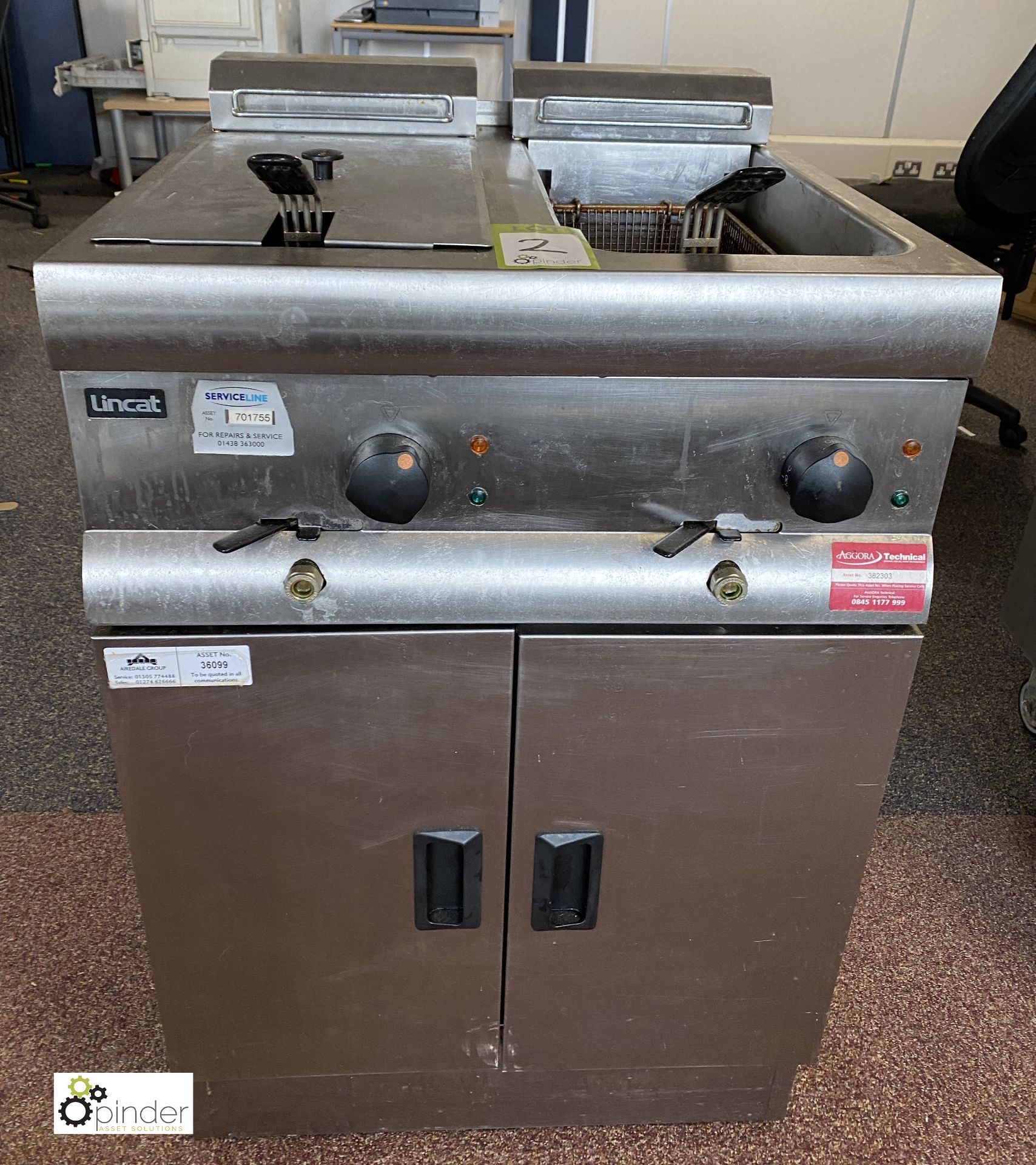 Lincat J12 stainless steel twin basket electric Deep Fat Fryer, 400volts, 600mm x 600mm x 910mm,