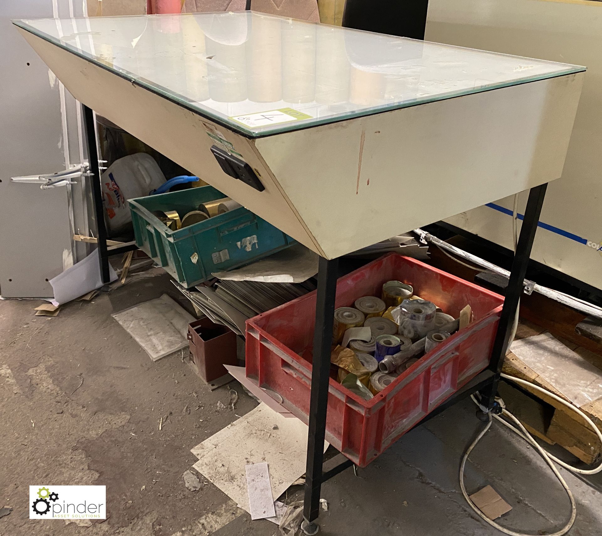 Light Inspection Table, 1230mm x 750mm, 240volts - Image 3 of 3