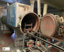 Leeds & Bradford Boiler Company Autoclave, year 1991, MWP 65 PSI, chamber size 3300mm x 900mm