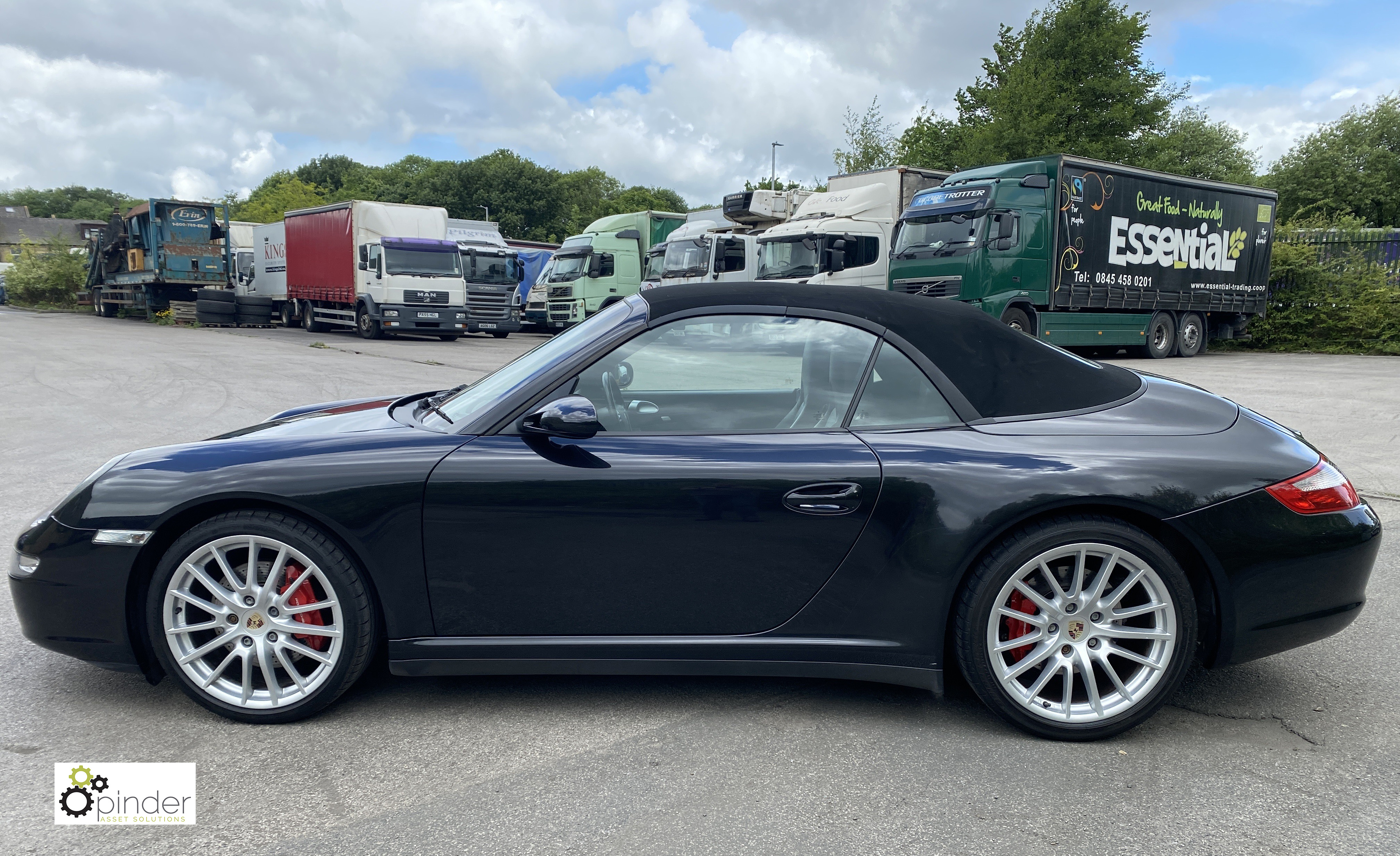 Porsche 911 (997) Carrera 4 S Convertible, 6-speed manual, black, Registration: LF06 CZE; Date of - Image 9 of 49