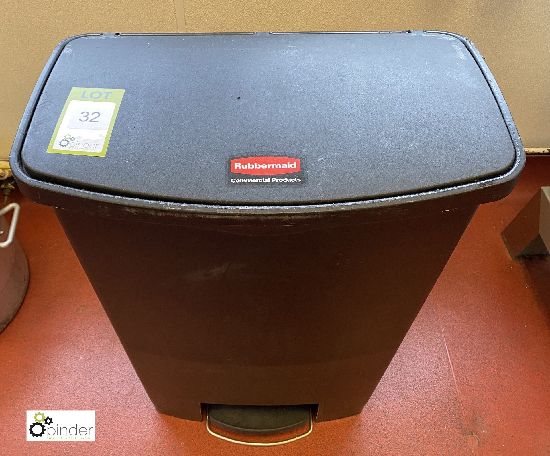 Rubbermaid Bin (lot location – Parkview Restaurant Kitchen – first floor) - Image 2 of 3