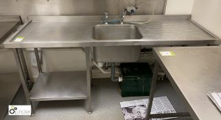 Stainless steel single bowl Sink, 1950mm x 590mm x 920mm, with right hand drainer, and undershelf (
