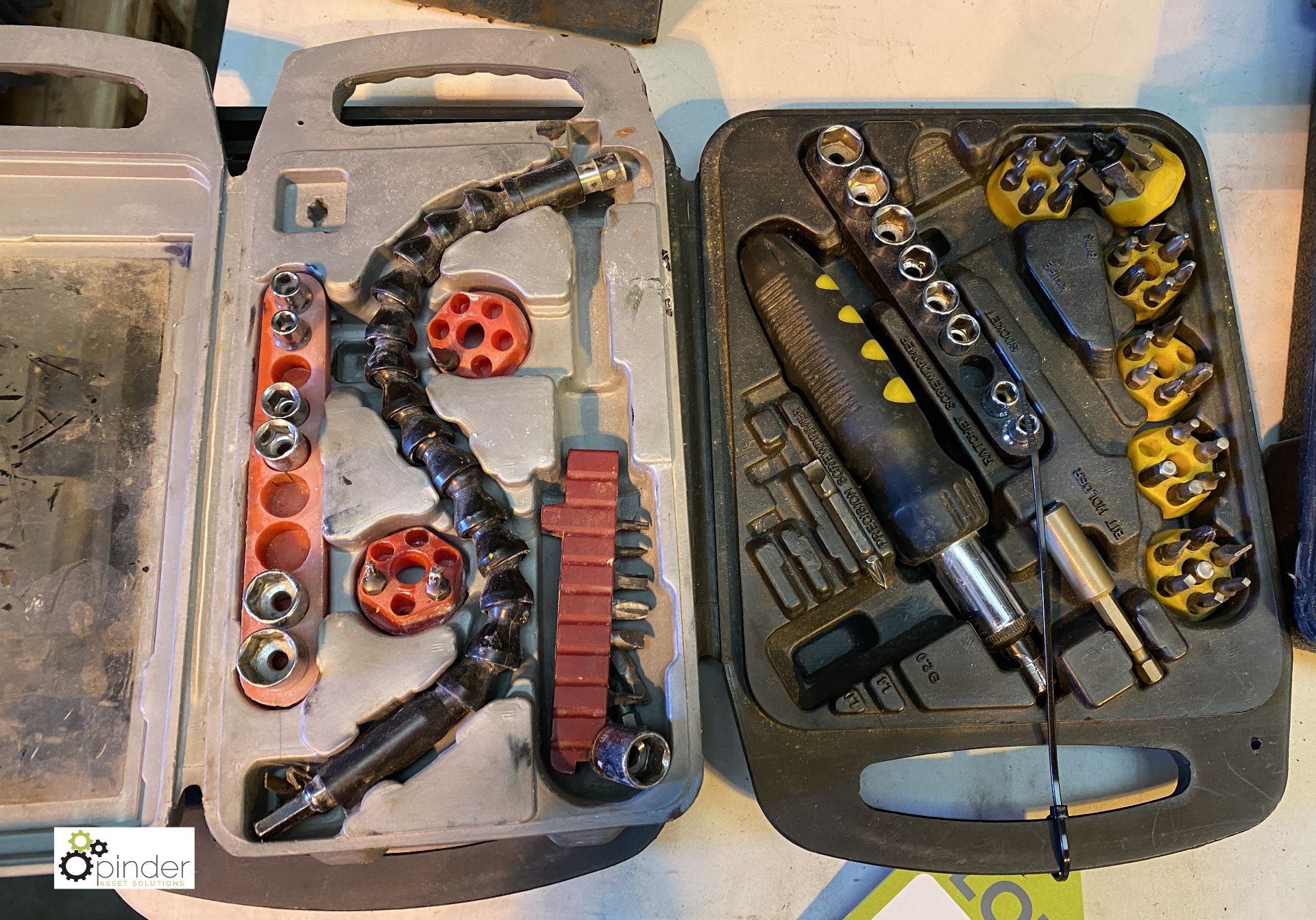 Screwdriver/Socket Set and flexible Ratchet