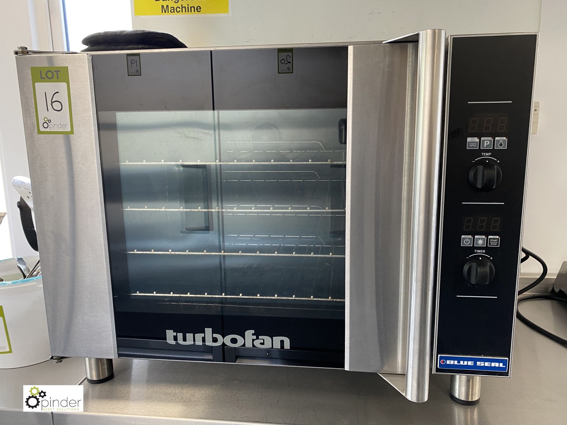 Blue Seal E31D4 Turbofan Oven, 240volts