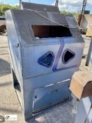 Guyson Euro 8 SF S/L System Shot Blast Cabinet, 400volts, year 2002, no glass (LOCATION: Kingmoor