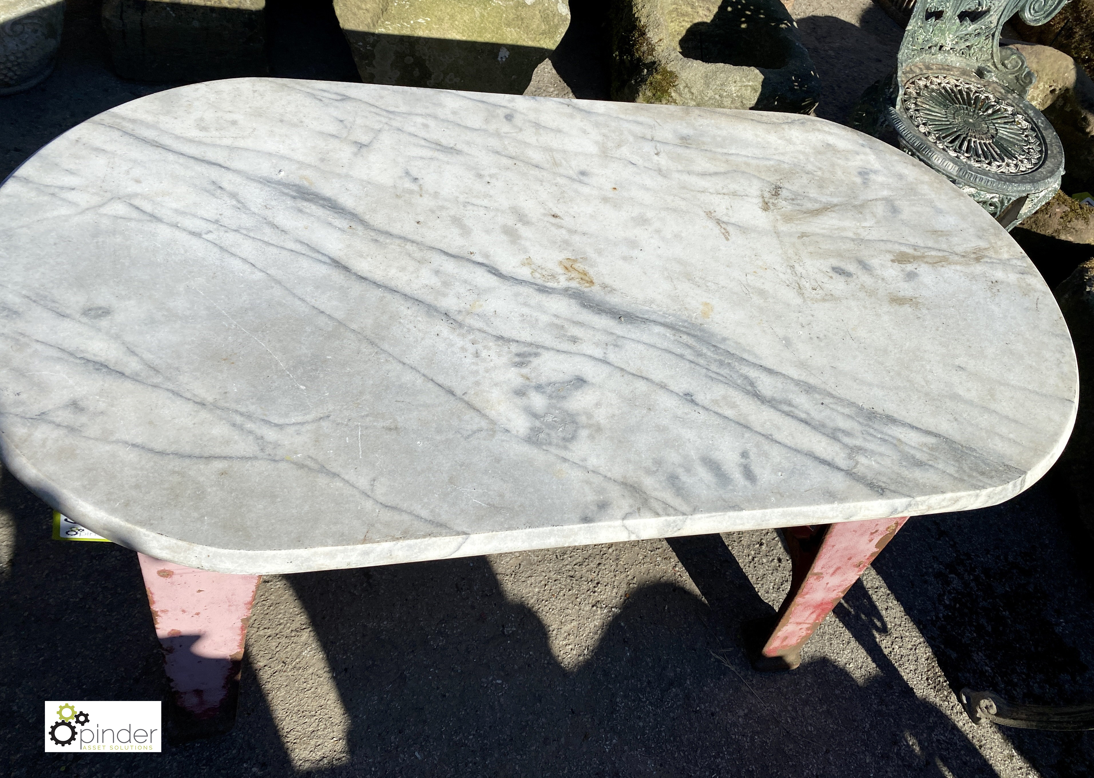 An industrial cast iron Table Base, with an oval shaped Carrera marble top, 24in high x 24in wide - Bild 3 aus 4