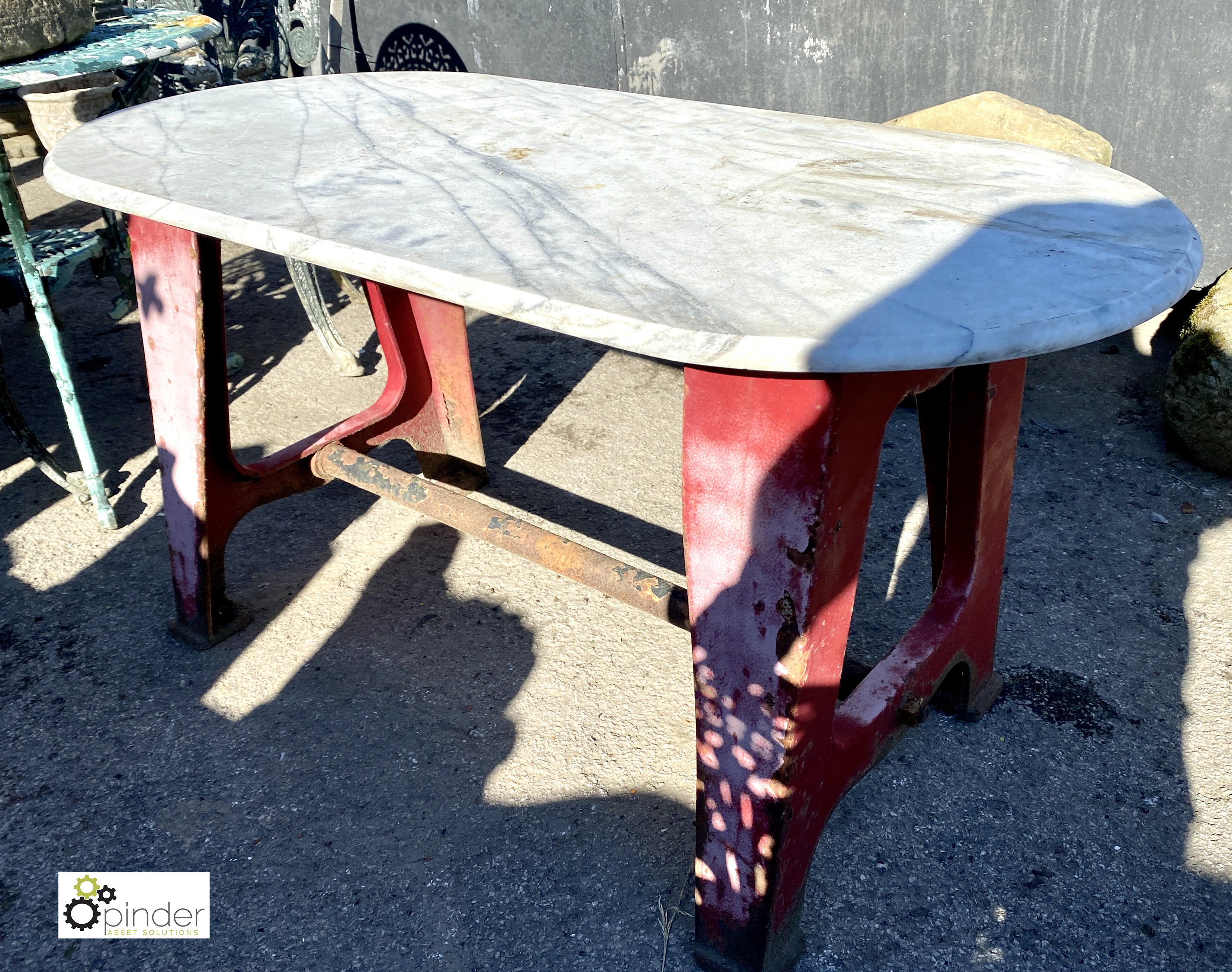 An industrial cast iron Table Base, with an oval shaped Carrera marble top, 24in high x 24in wide - Bild 2 aus 4