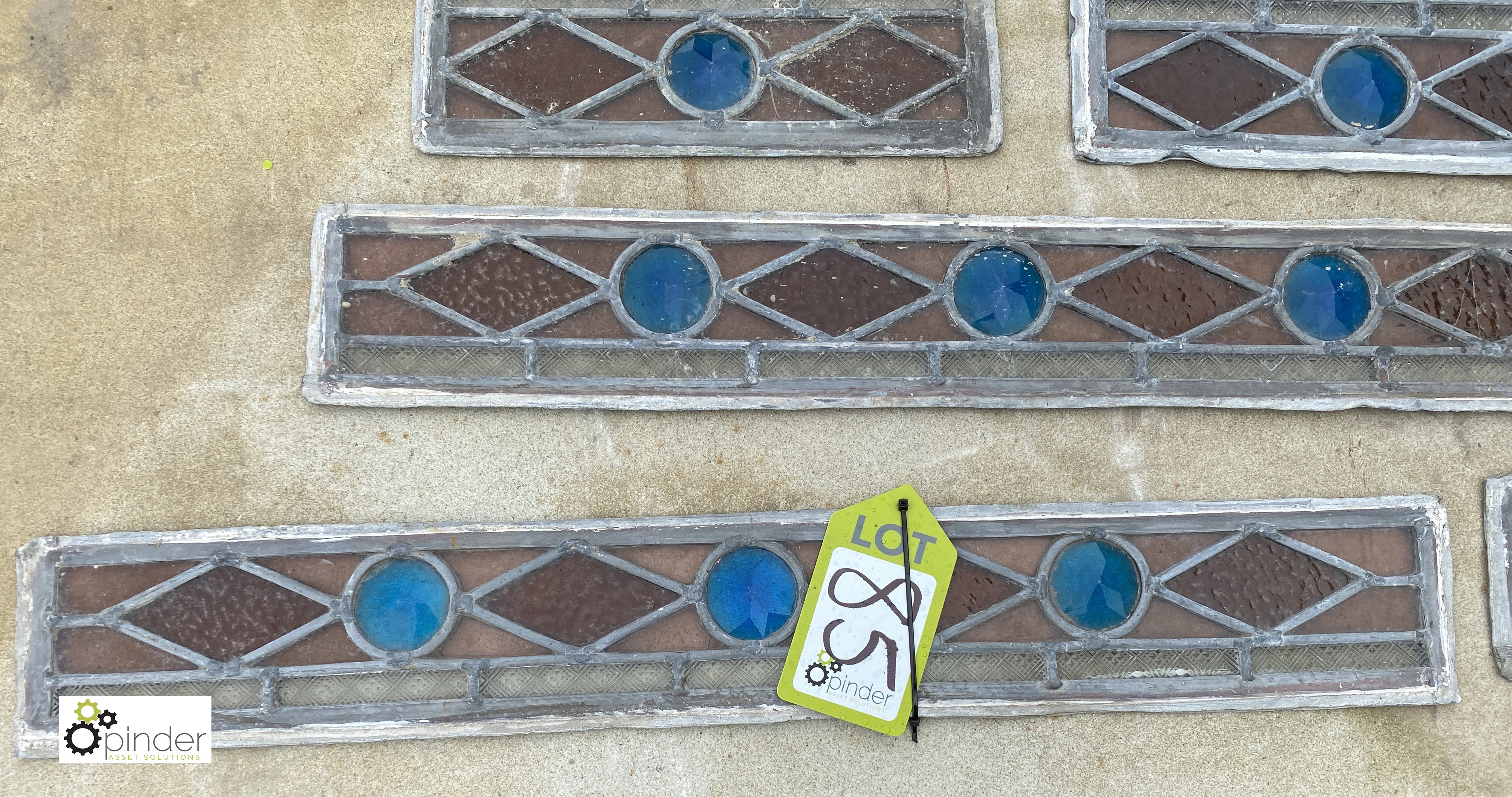5 pieces early Victorian leaded Glass Work, with 9 bulls eyes - Image 6 of 7