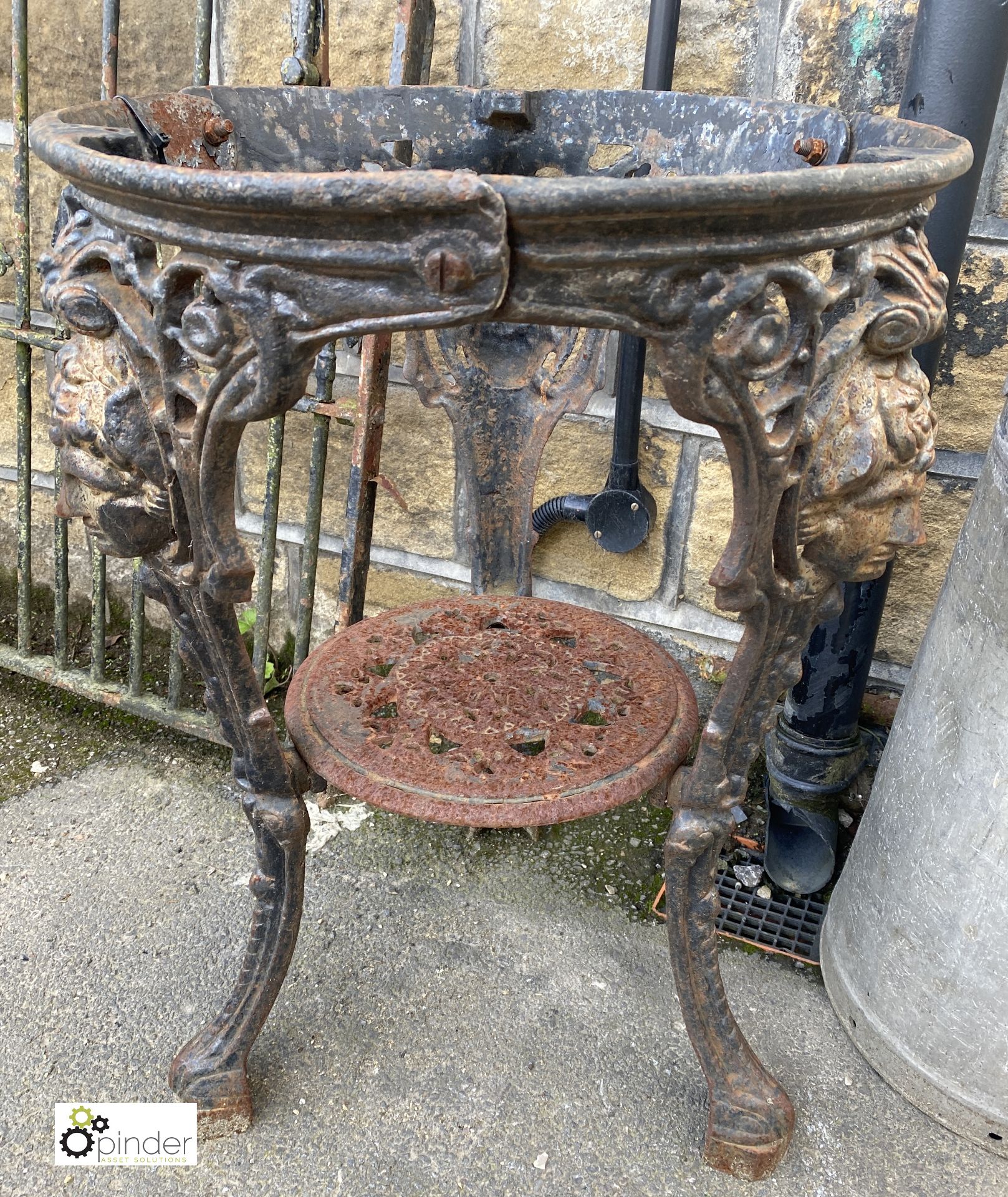 A decorative cast iron Pub Table Base, with girls face decoration, 26in high x 20in diameter - Image 2 of 5