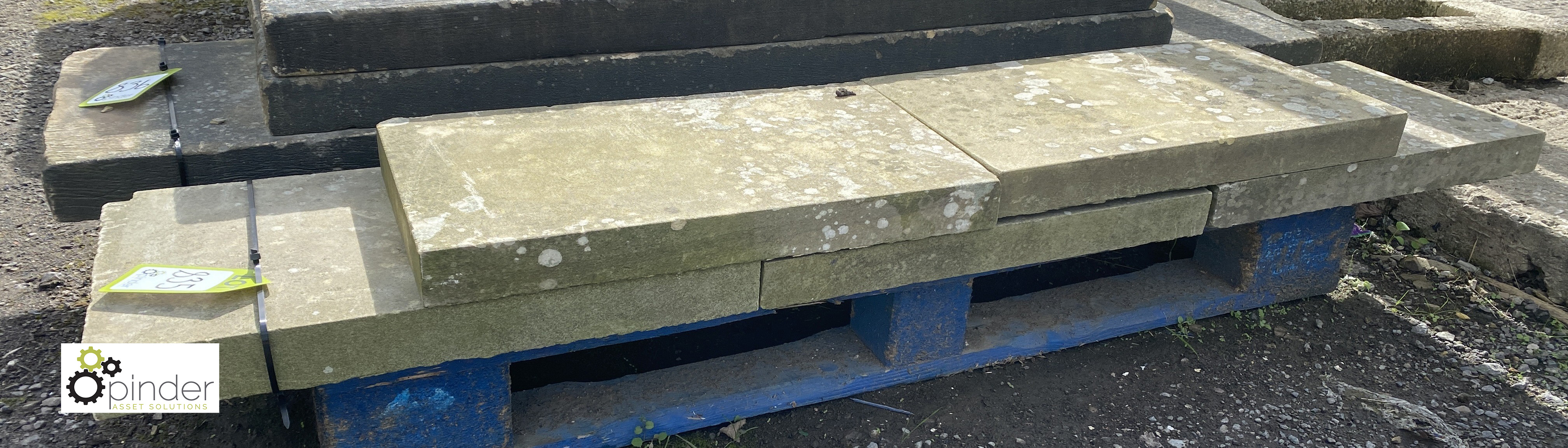 5 pieces Yorkshire Stone Coping, 2in high x 12in wide x approx. 8ft total length - Image 3 of 4