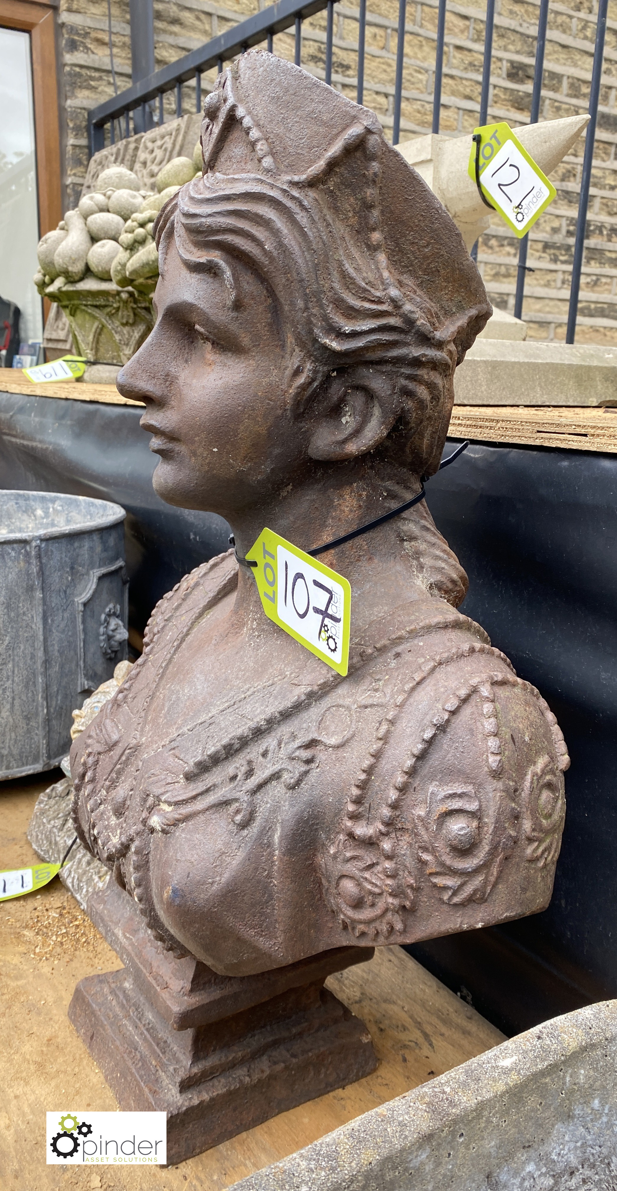 A decorative cast iron Bust of a Lady wearing a crown, 28in high - Image 2 of 6