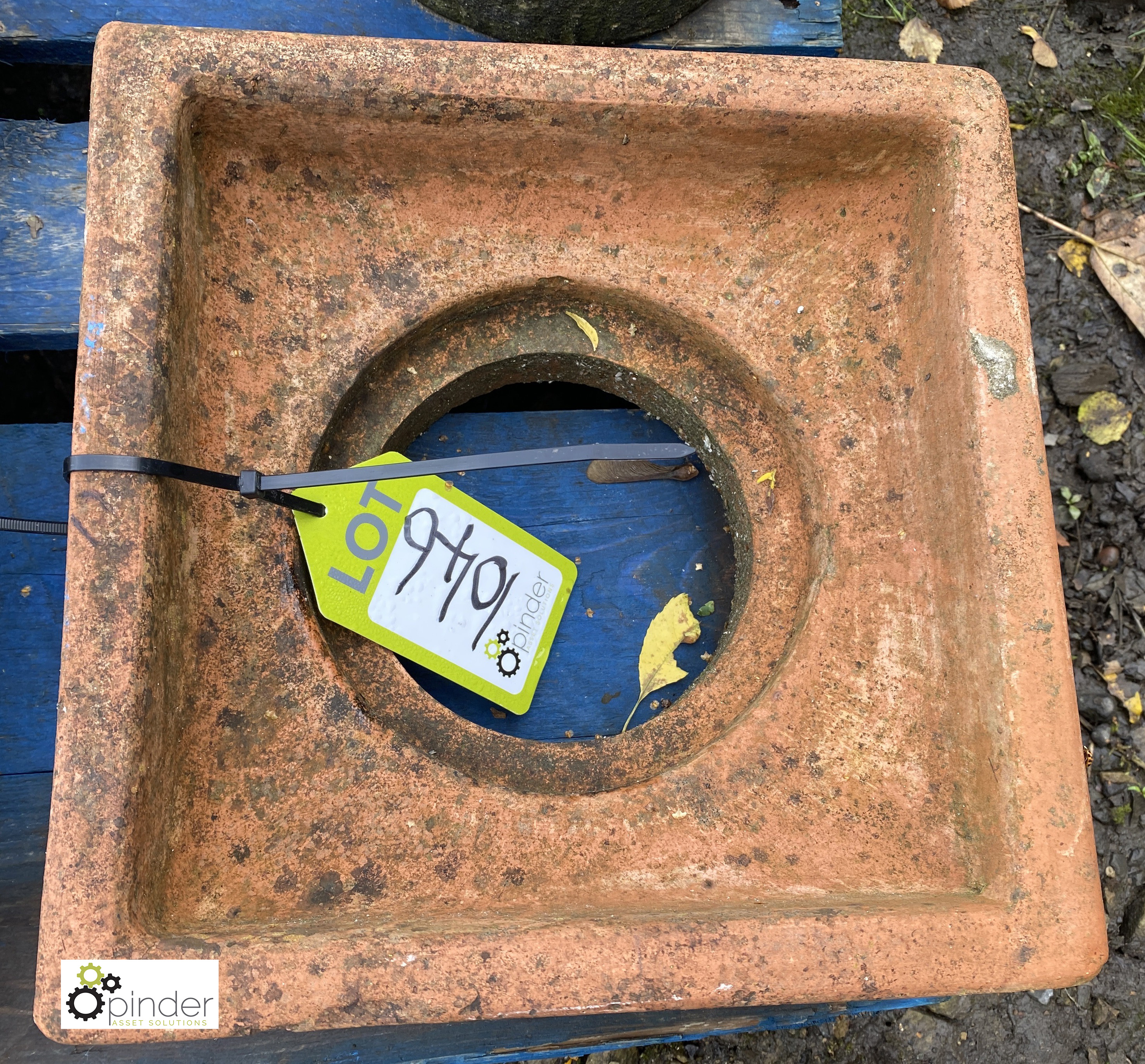 A terracotta Grain Gully, circa mid 1900s, 12in x 12in (Located at Deep Lane, Huddersfield) - Image 2 of 4