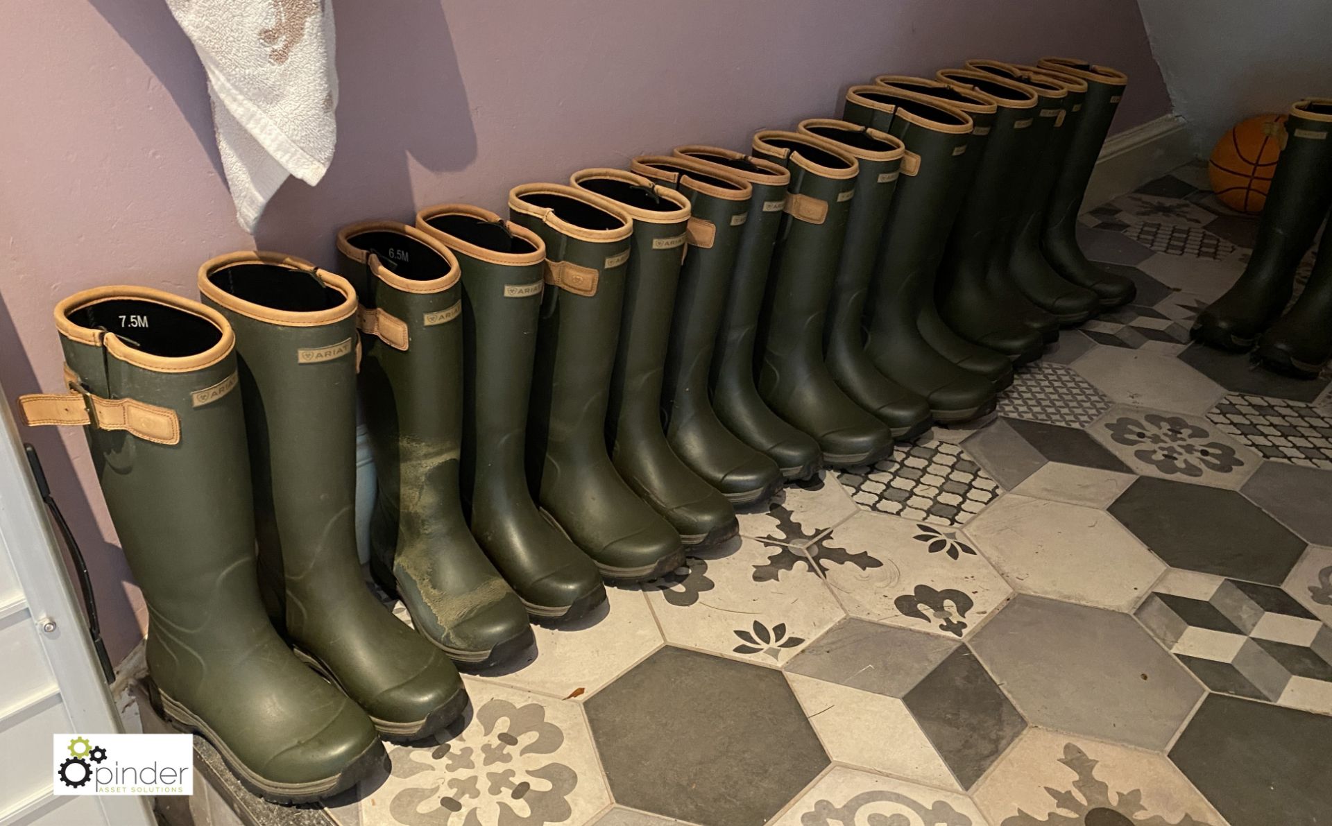 17 pairs Ariat Insulated Rubber Boots, size 6.5 to 12, used - Image 6 of 9