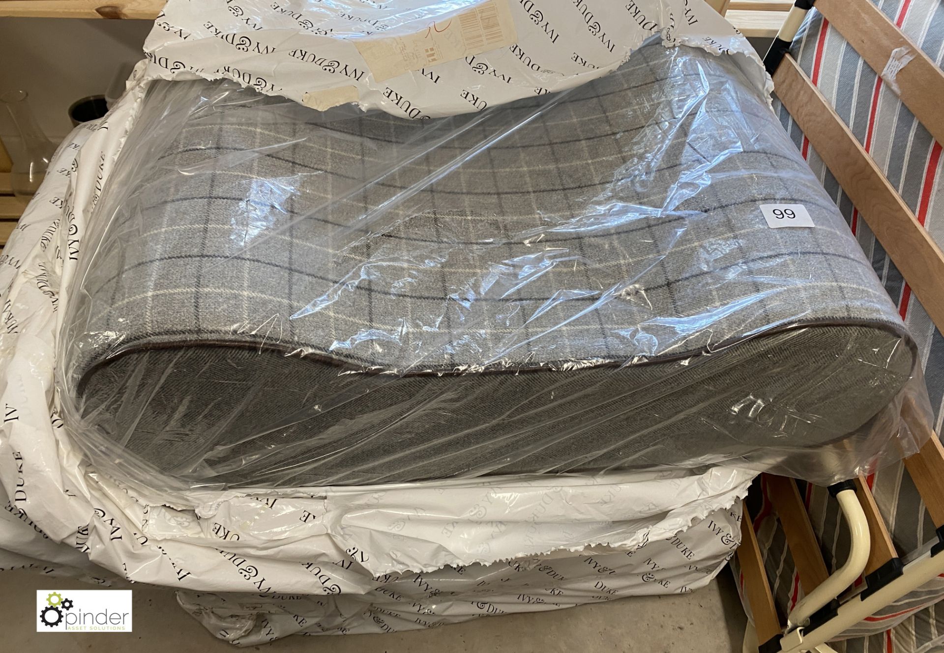 3 Ivy and Duke Dog Beds, unused and wrapped