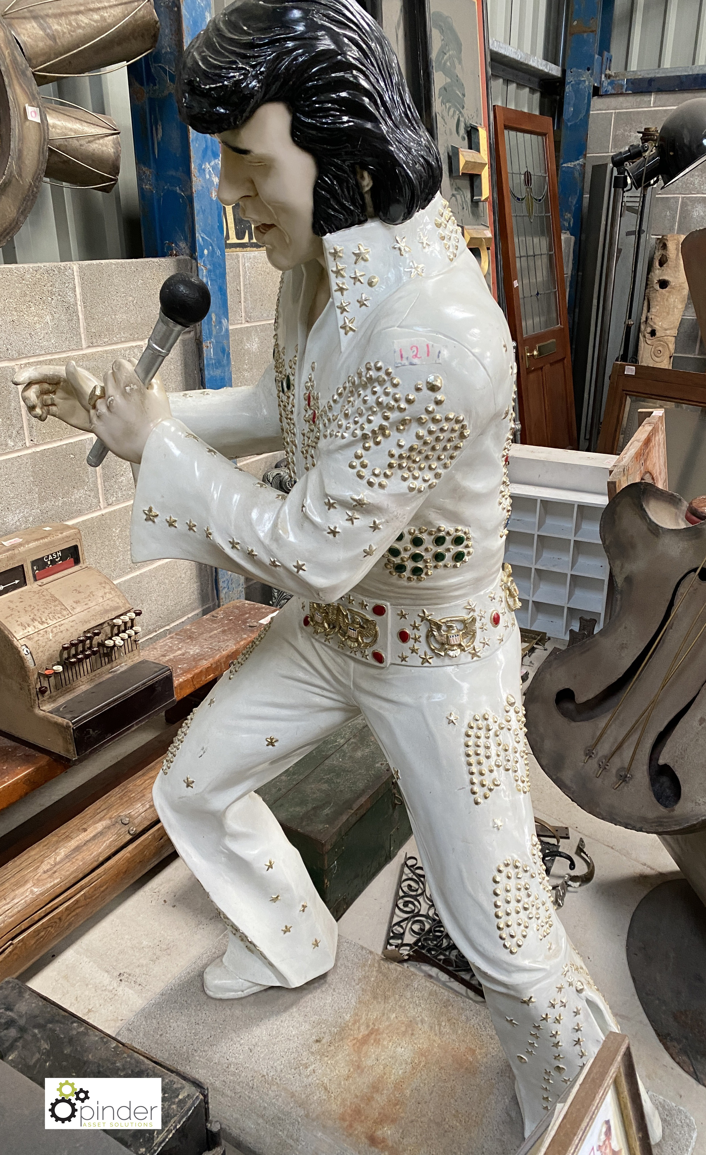 A life size ‘Elvis’ Statue, reclaimed from Blackpool Pier, 1700mm high x 490mm x 990mm - Image 13 of 15