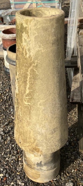 A buff reclaimed Marconi Chimney Pot, 1000mm high