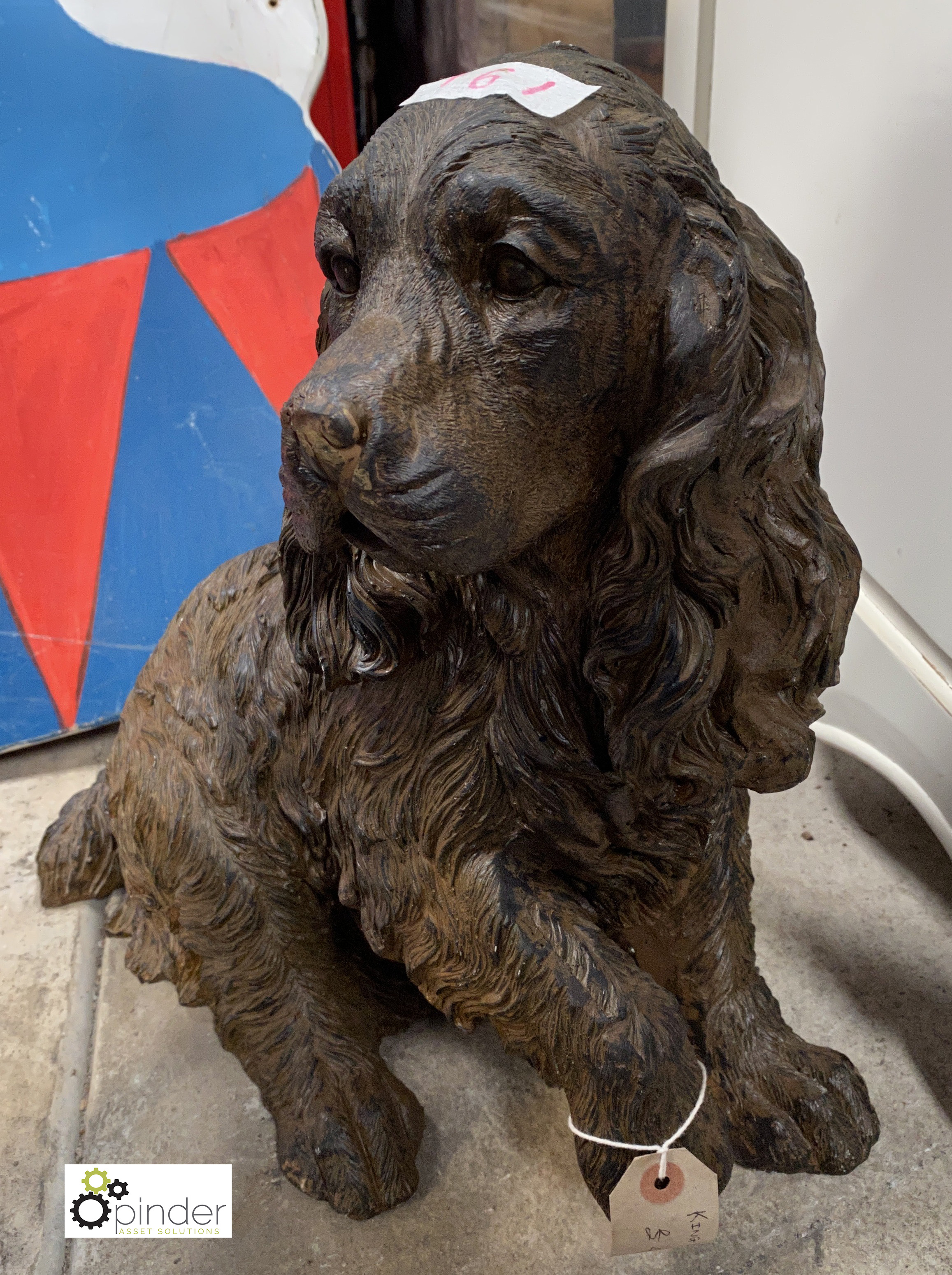 A resin King Charles Spaniel Statue, 370mm high - Image 2 of 4